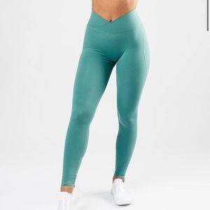 Alphalete Surface Power Leggings